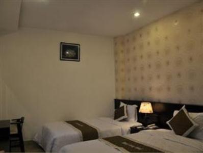 Manh Cuong Hotel Danang Room photo