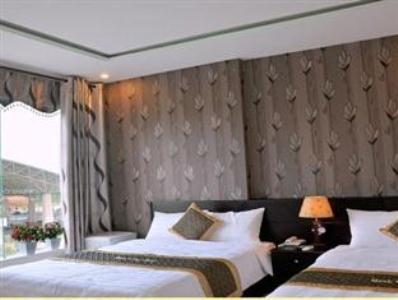 Manh Cuong Hotel Danang Exterior photo